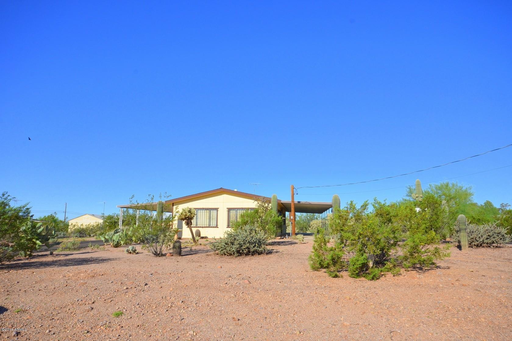 388 North Starr Road Apache Junction, AZ 85119 - Photo 1 of 30 Corner lot view.