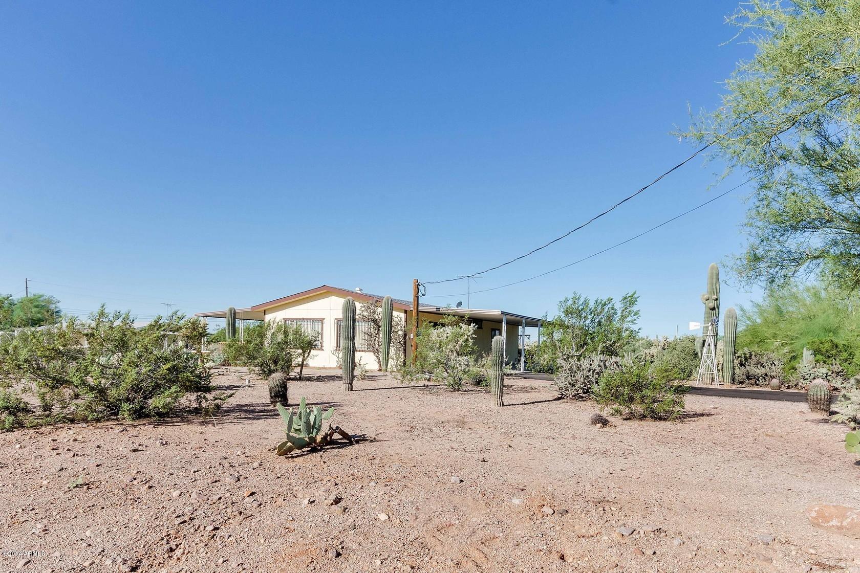 388 North Starr Road Apache Junction, AZ 85119 - Photo 2 of 30 Corner Lot