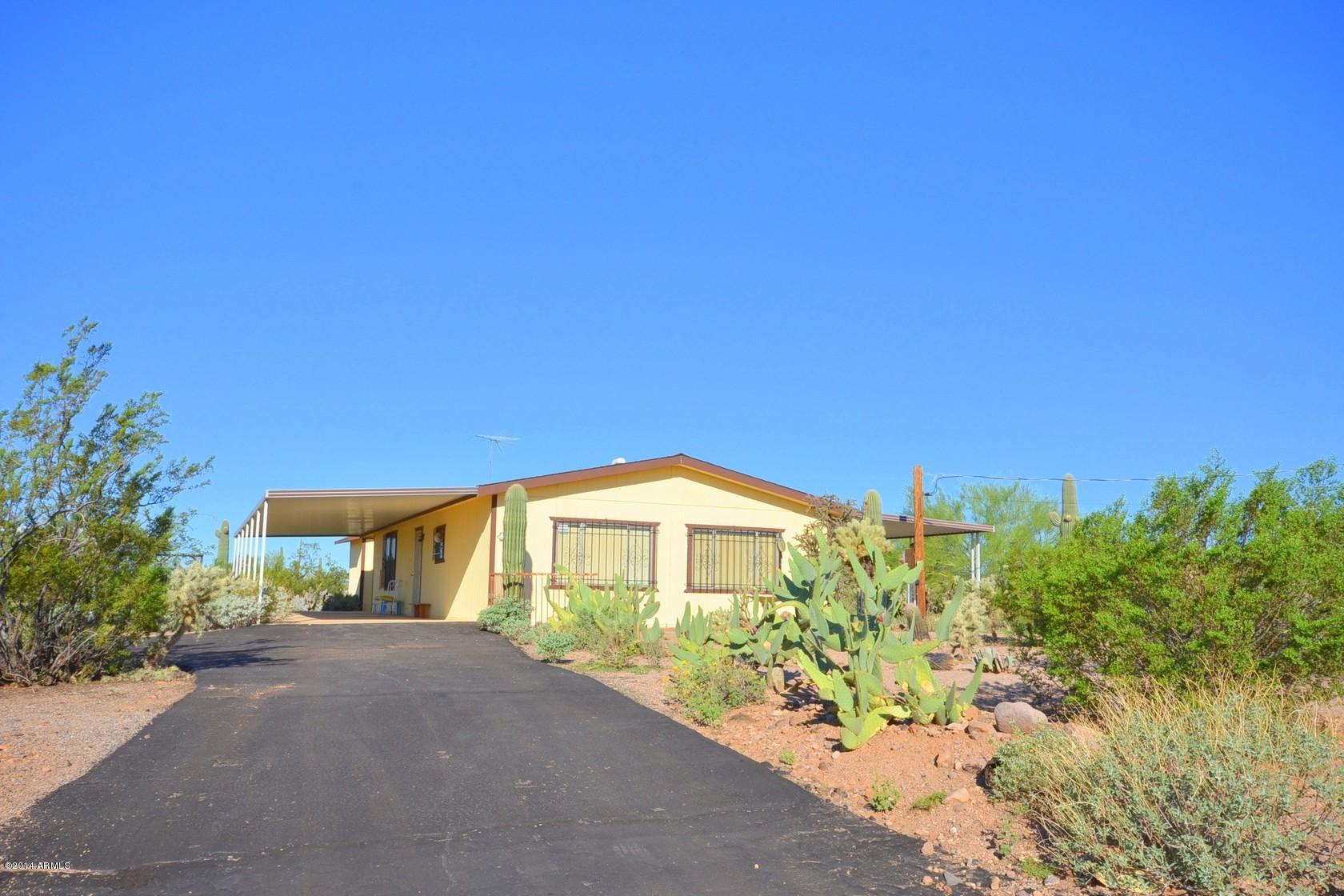 388 North Starr Road Apache Junction, AZ 85119 - Photo 4 of 30 Carport area with Awning
