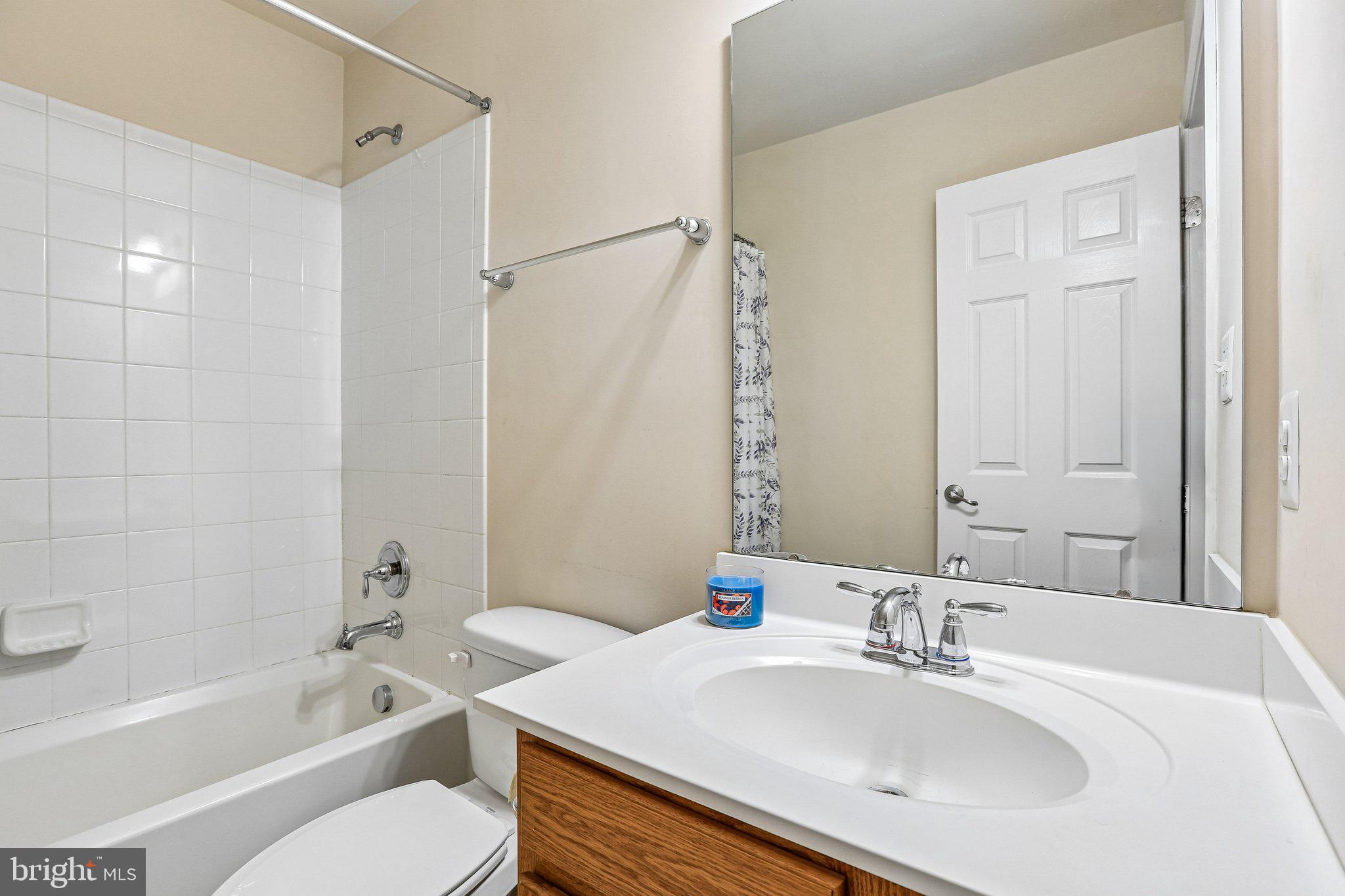 53 Haverhill Road Joppa, MD 21085 - Photo 16 of 38 Hallway Bath