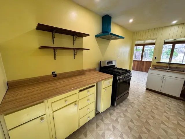 $675,000 | 11 Calle Cinco De Mayo, Oak View, CA 93022