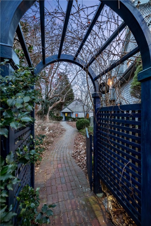 670 Boston Neck Road Narragansett, RI 02882 - Photo 35 of 44 Gallery Image 35