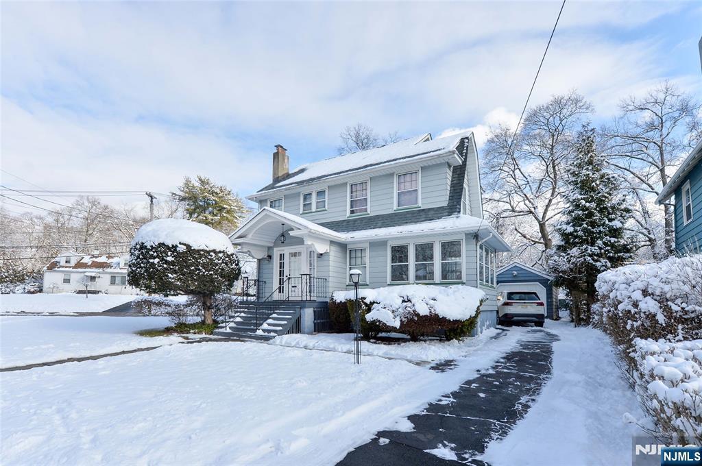 233 Doremus Avenue Ridgewood, NJ 07450 - Photo 1 of 16