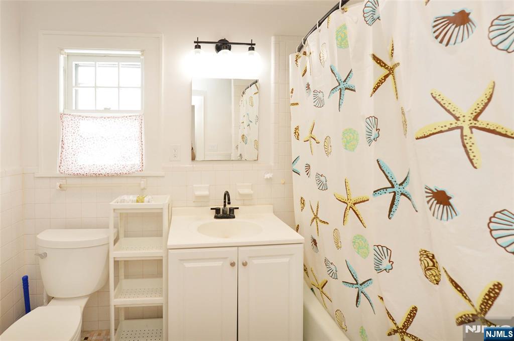 233 Doremus Avenue Ridgewood, NJ 07450 - Photo 11 of 16