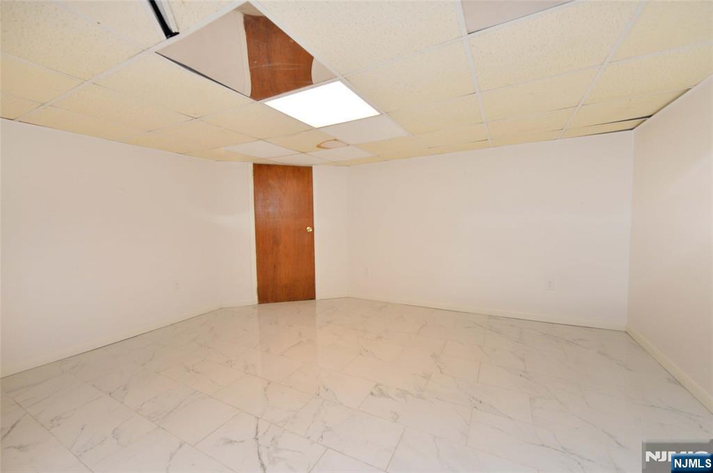 233 Doremus Avenue Ridgewood, NJ 07450 - Photo 13 of 16