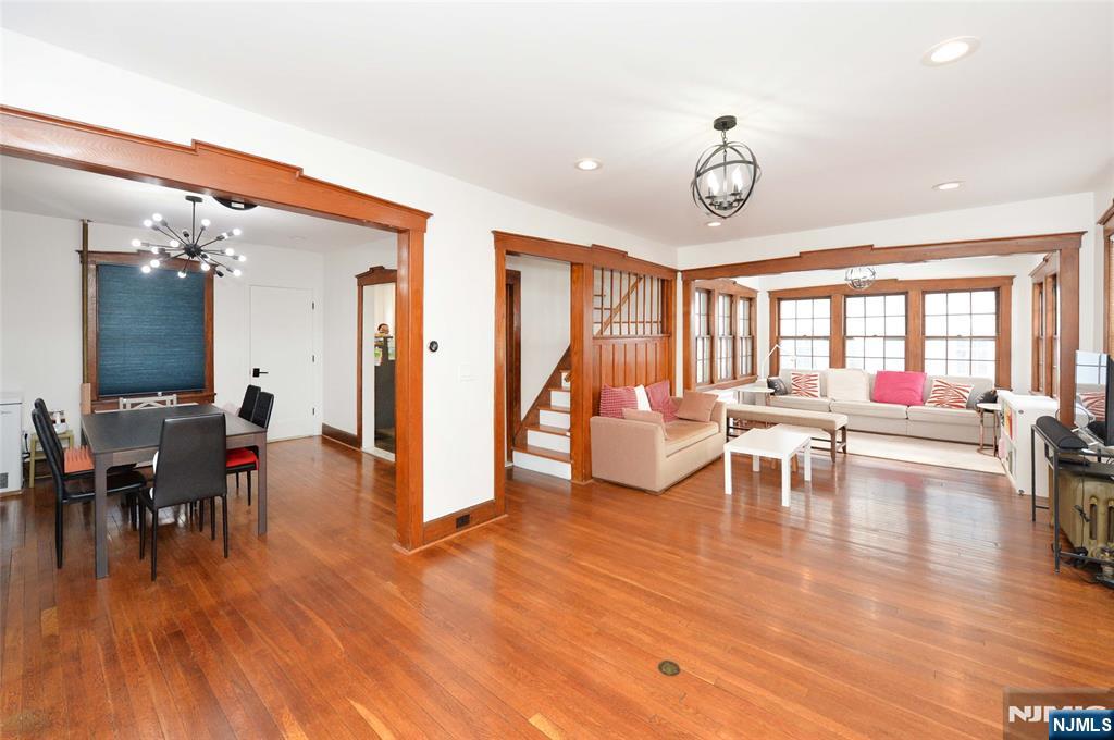 233 Doremus Avenue Ridgewood, NJ 07450 - Photo 2 of 16