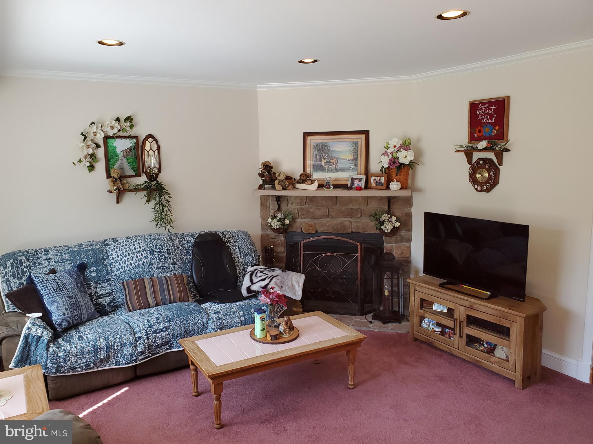 6834 Slabtown Road Waynesboro, PA 17268 - Photo 14 of 39 Gallery Image 14