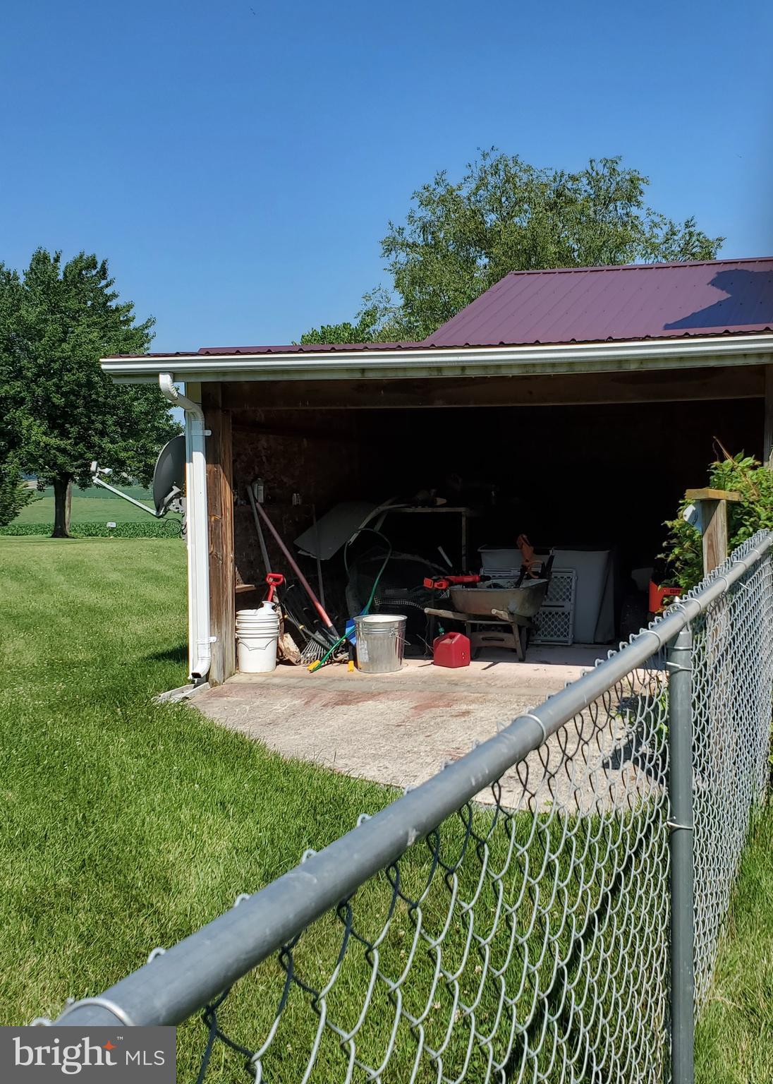 6834 Slabtown Road Waynesboro, PA 17268 - Photo 28 of 39 Attached storage