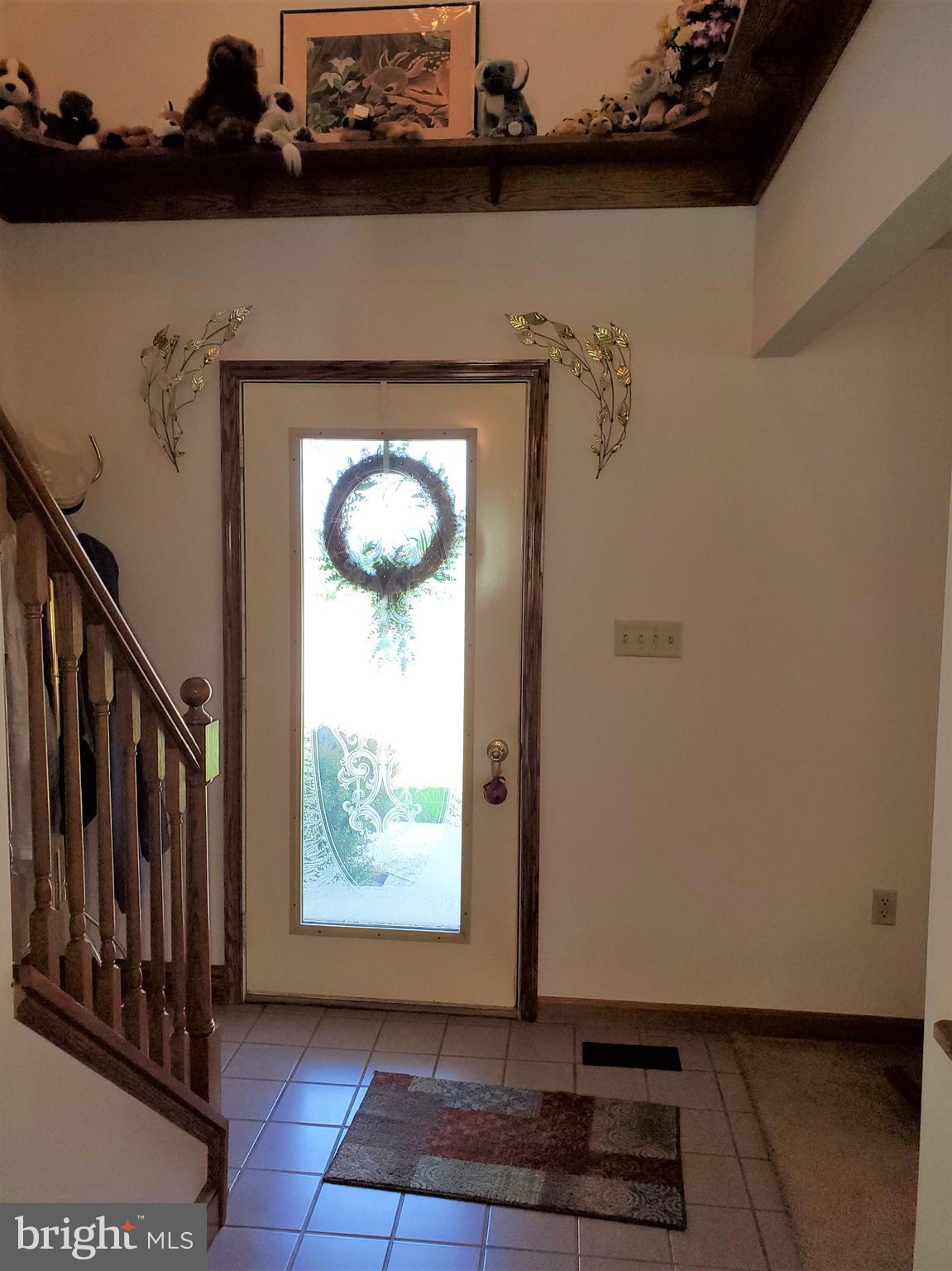 6834 Slabtown Road Waynesboro, PA 17268 - Photo 4 of 39 2-Story Foyer w Ceramic Tile Floor
