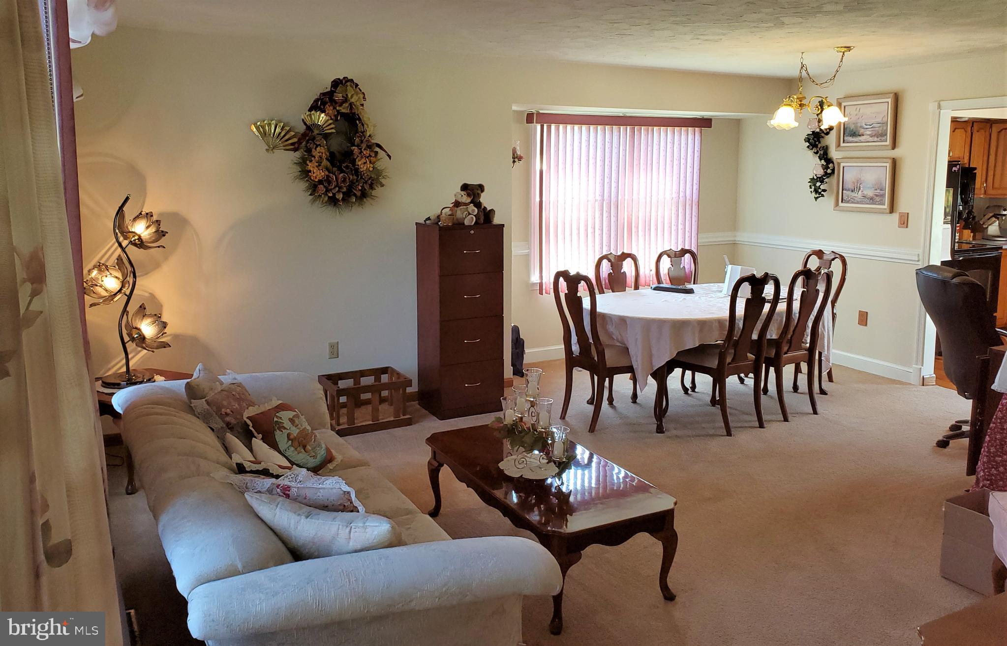 6834 Slabtown Road Waynesboro, PA 17268 - Photo 6 of 39 Gallery Image 6