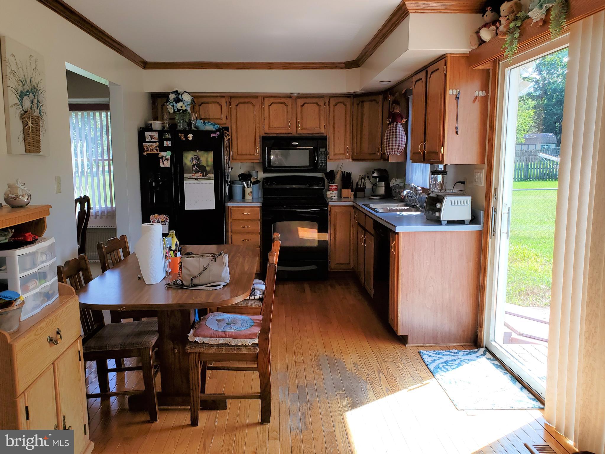 6834 Slabtown Road Waynesboro, PA 17268 - Photo 10 of 39 Eat-in Kitchen Leading to Backyard