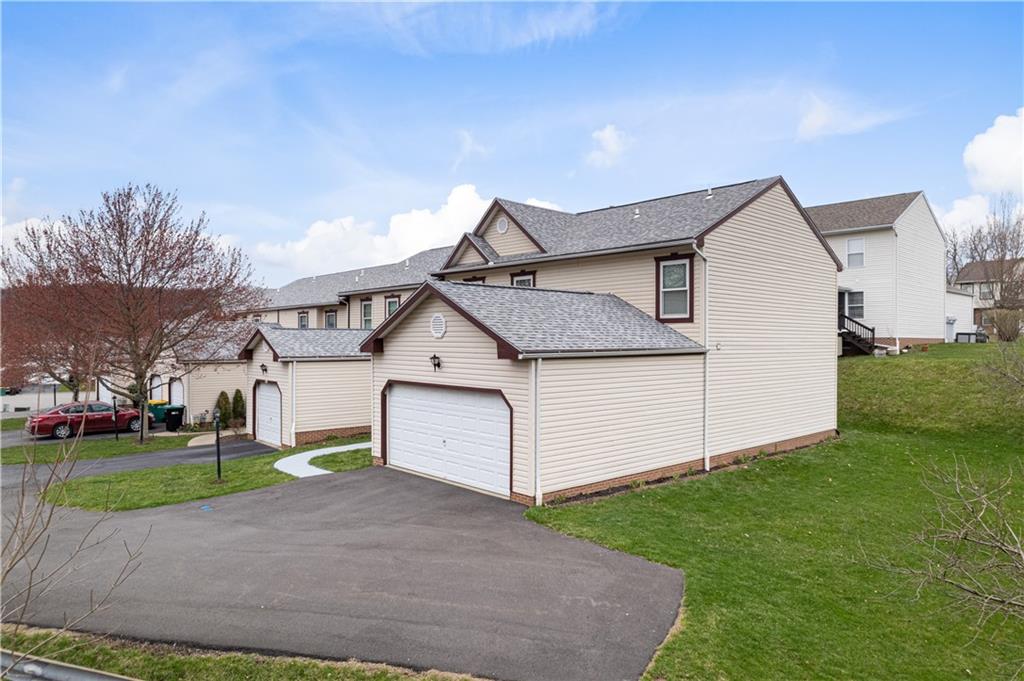 2032 Arbor Ridge Court Cheswick, PA 15024 - Photo 3 of 45 Gallery Image 3
