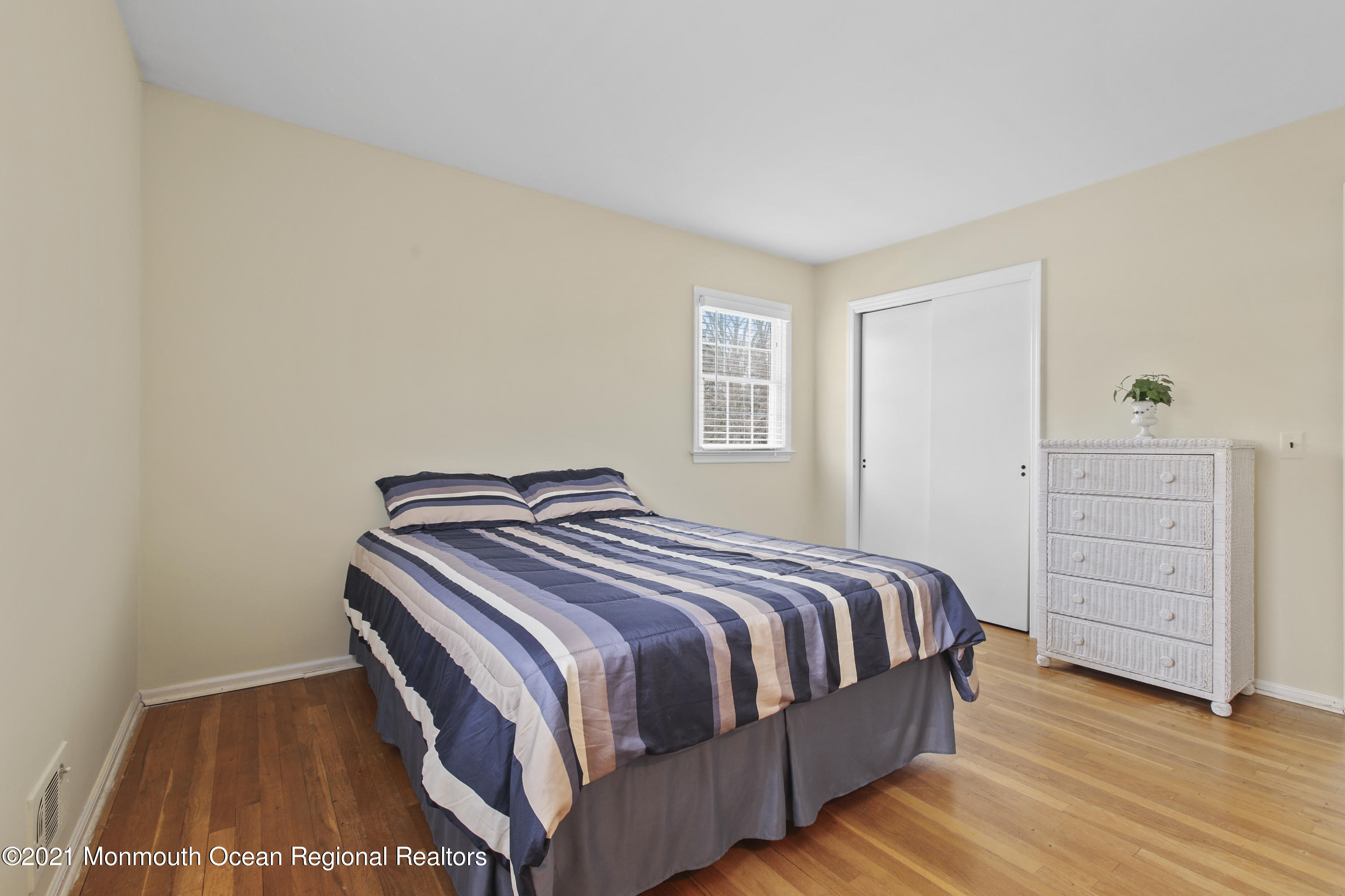 34 Burntmill Circle Oceanport, NJ 07757 - Photo 25 of 32 5W5A1305