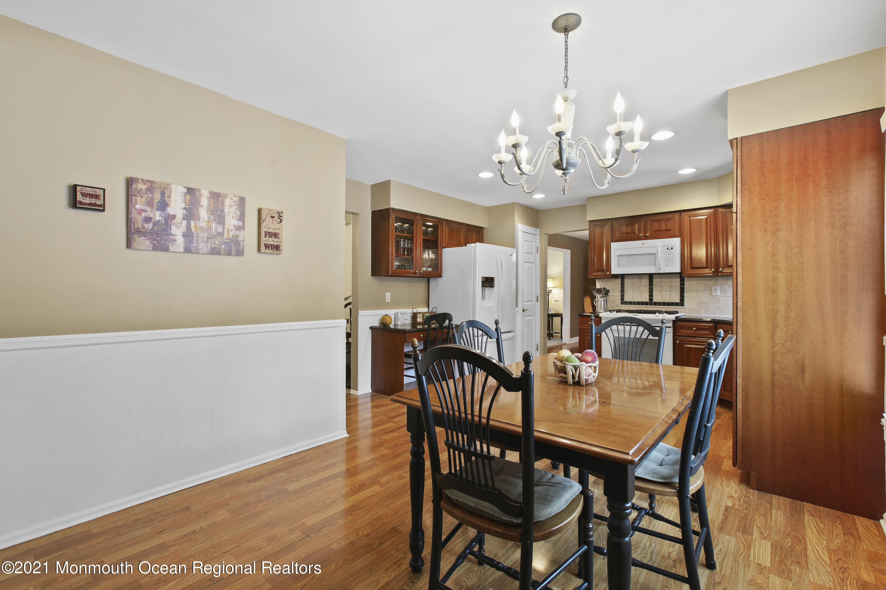 34 Burntmill Circle Oceanport, NJ 07757 - Photo 10 of 32 5W5A1195