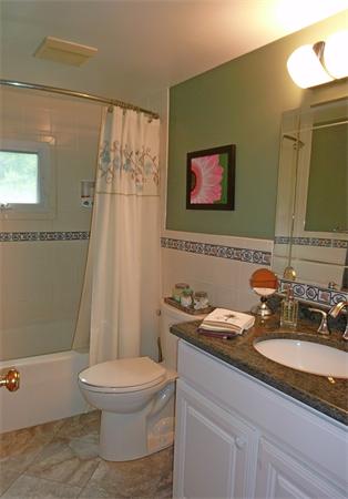 105 Pomeroy Meadow Road Southampton, MA 01073 - Photo 10 of 23