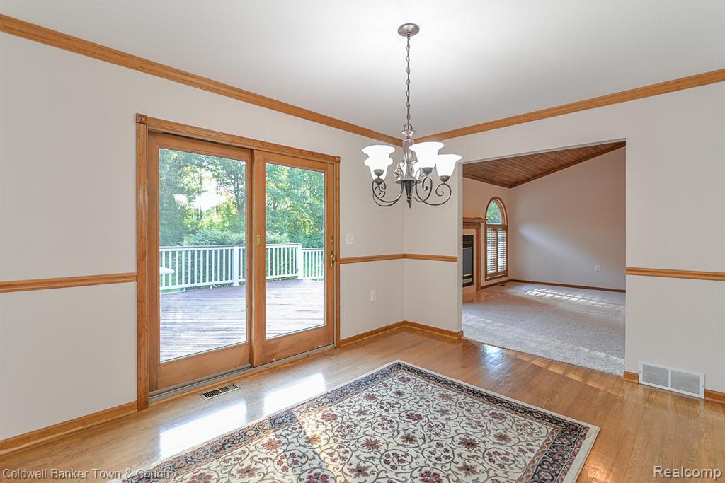2319 East Coon Lake Road Howell, MI 48843 - Photo 13 of 31