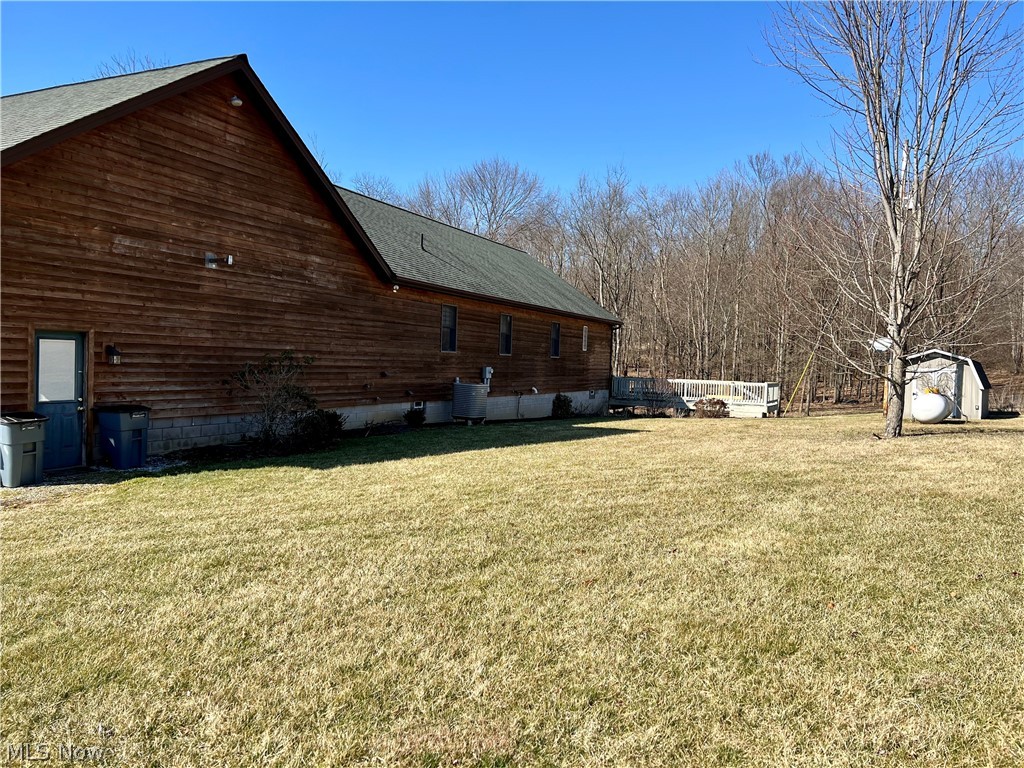 5173 Factor Road Southwest Sherrodsville, OH 44675 - Photo 14 of 17