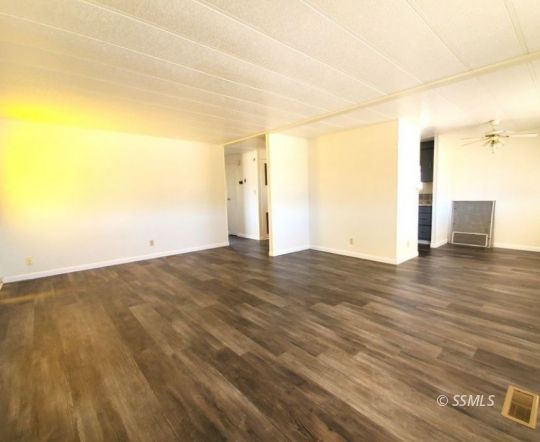 4040 Weiman Avenue Ridgecrest, CA 93555 - Photo 2 of 13