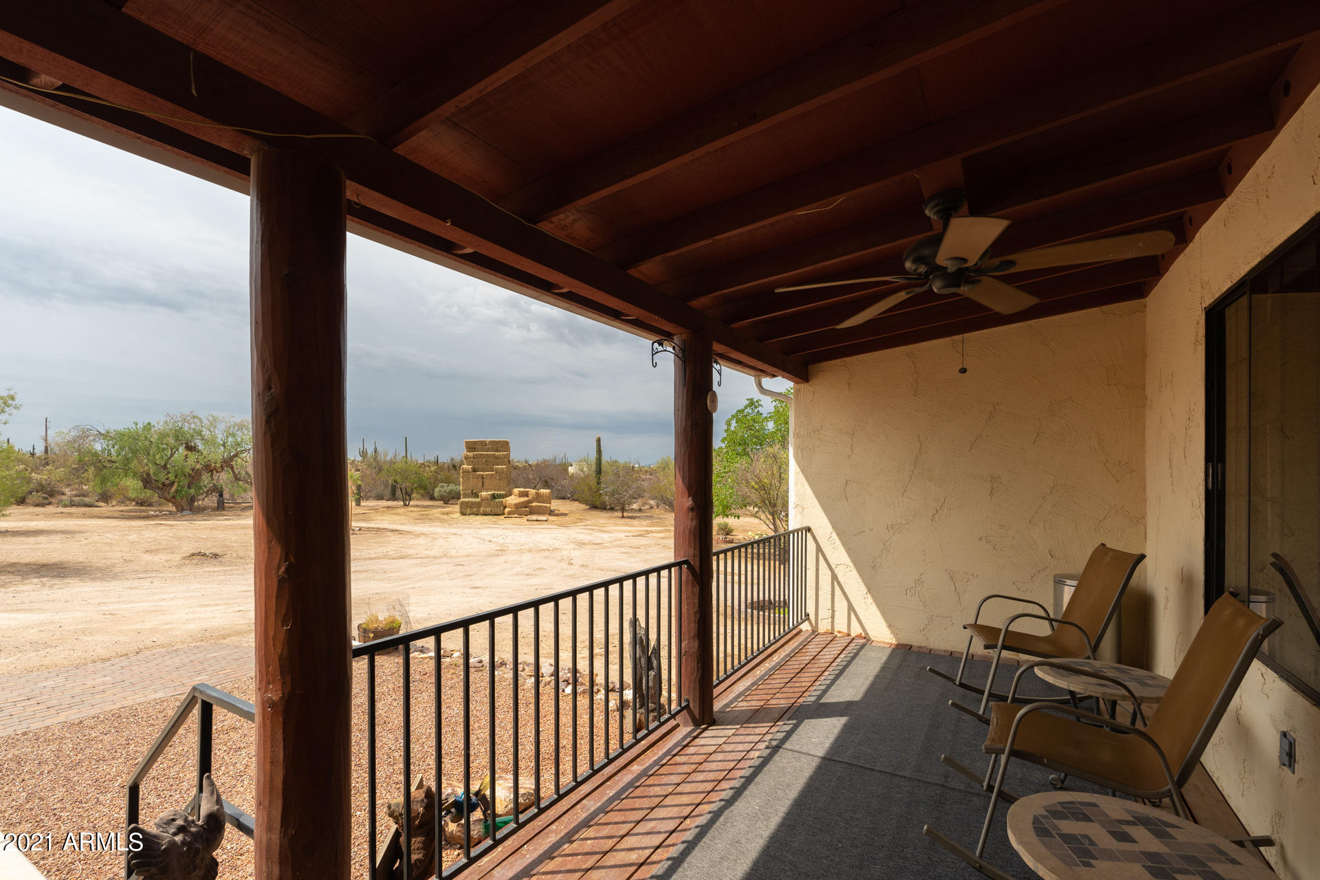 13702 North Hexcel Road Florence, AZ 85132 - Photo 11 of 44 Front Patio