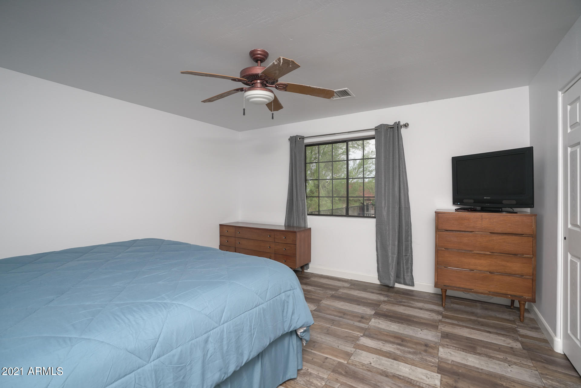 13702 North Hexcel Road Florence, AZ 85132 - Photo 21 of 44 Bedroom 2