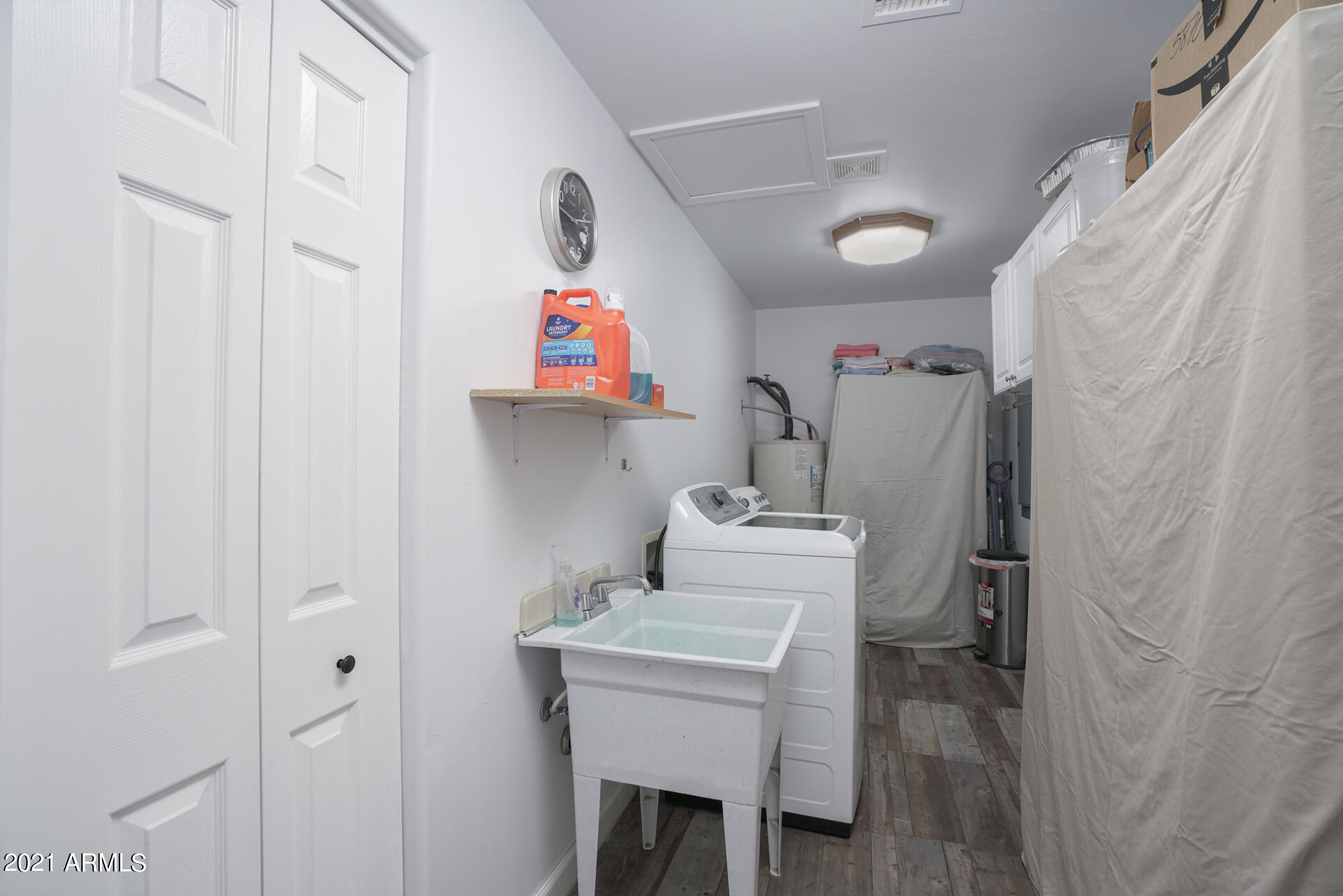 13702 North Hexcel Road Florence, AZ 85132 - Photo 25 of 44 Laundry Room