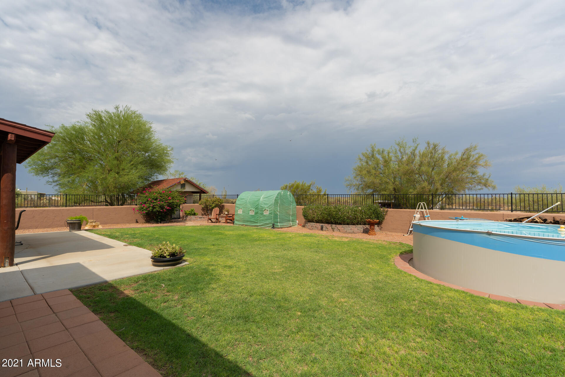 13702 North Hexcel Road Florence, AZ 85132 - Photo 33 of 44 Patio