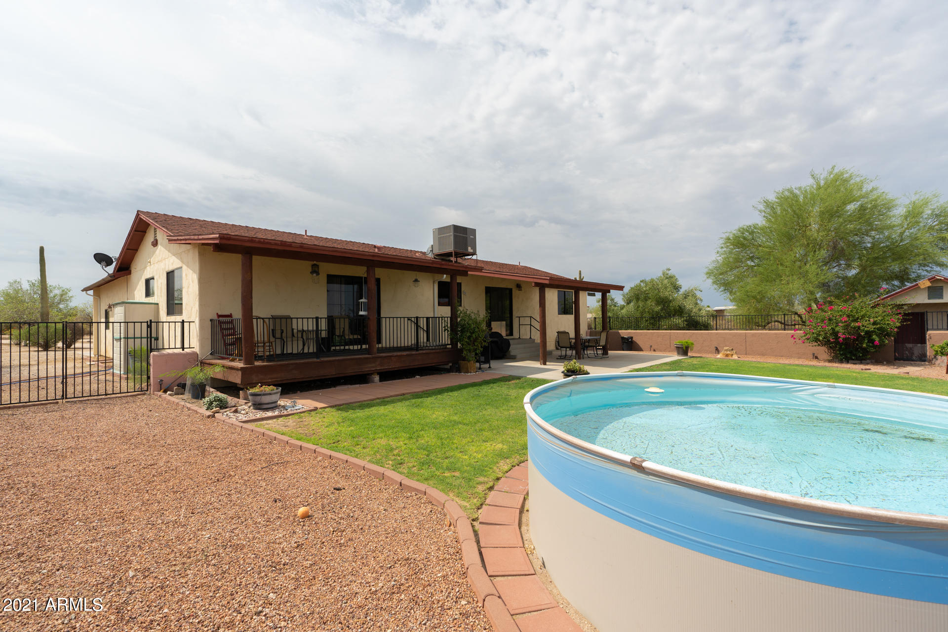 13702 North Hexcel Road Florence, AZ 85132 - Photo 34 of 44 Patio