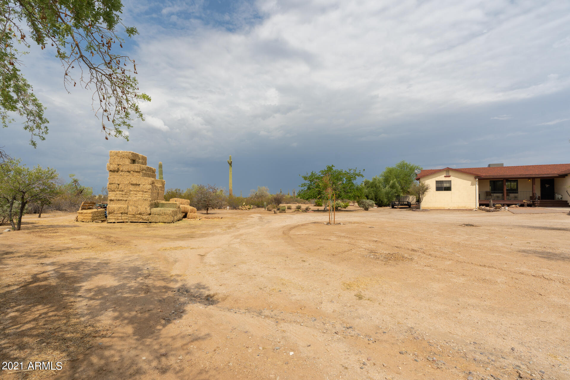 13702 North Hexcel Road Florence, AZ 85132 - Photo 4 of 44 Front of Home