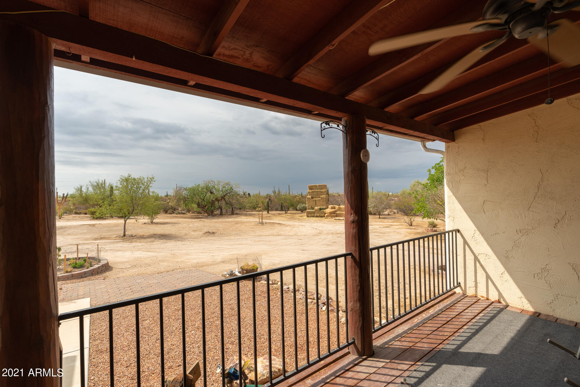 13702 North Hexcel Road Florence, AZ 85132 - Photo 9 of 44 Front Patio