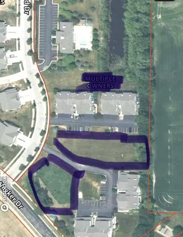 $320,000 | 754 Bridlewood Drive, Unit 766, Hartford, WI 53027