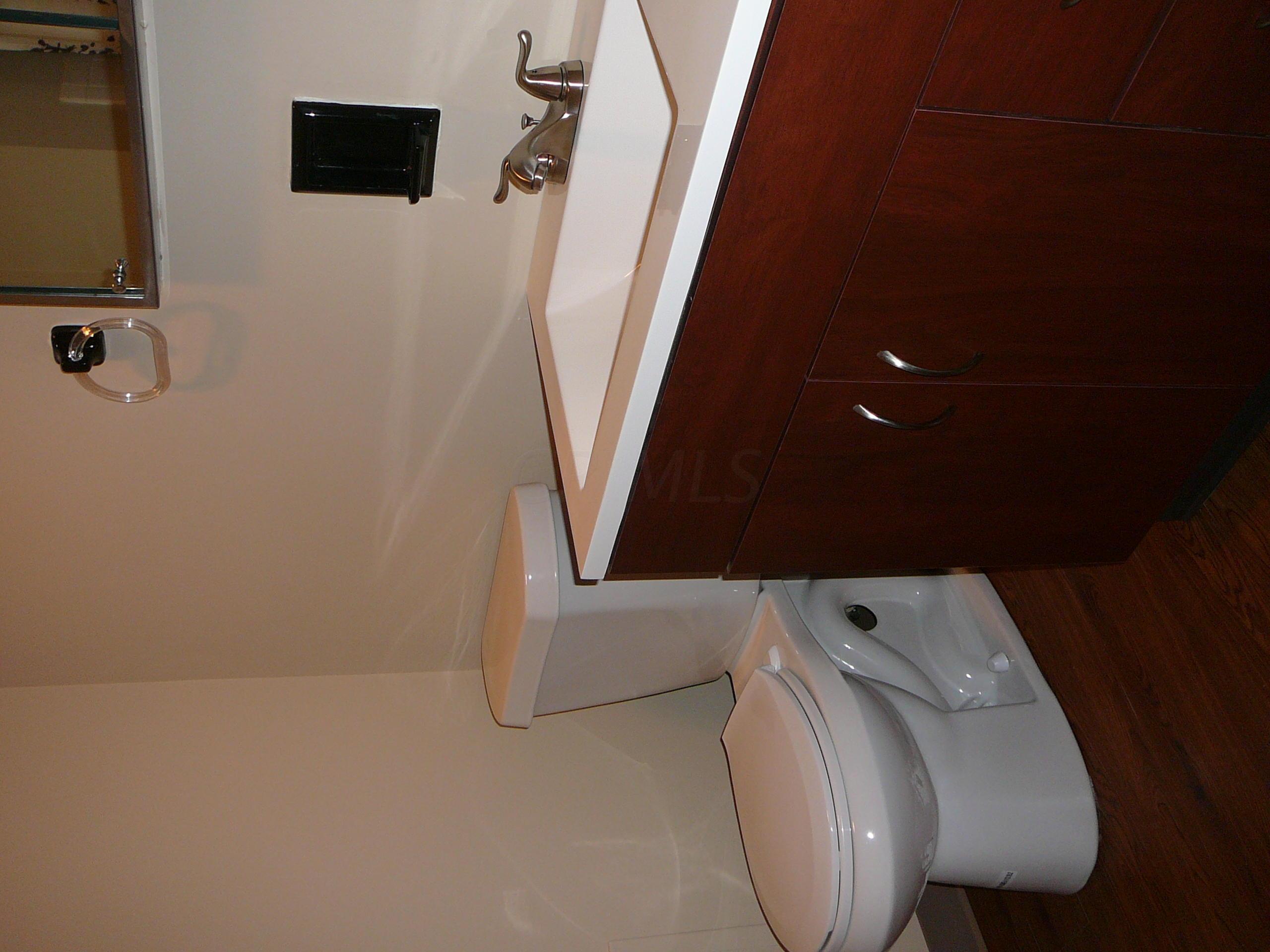 4431 Kenfield Road Columbus, OH 43224 - Photo 19 of 27 Gallery Image 19