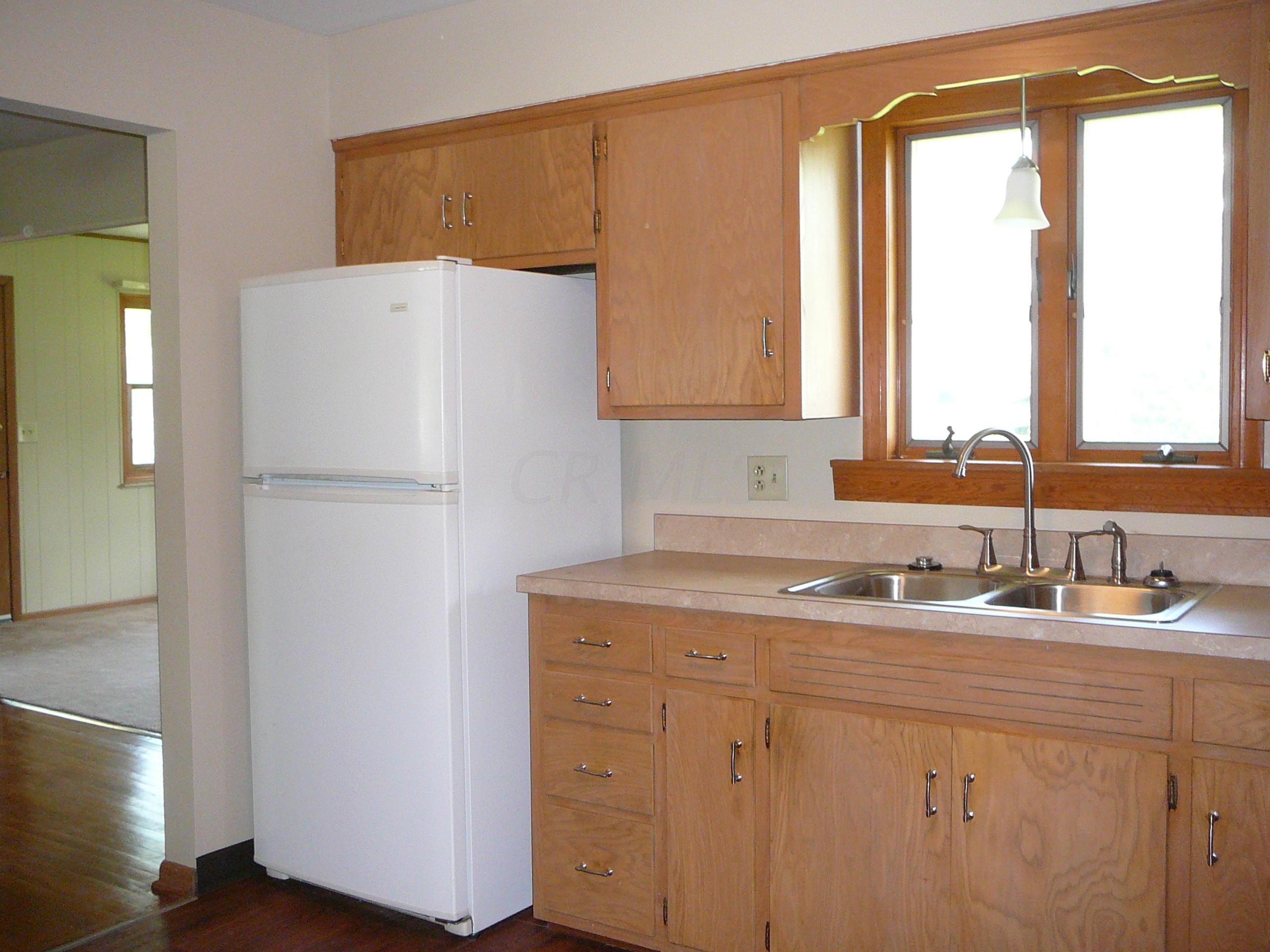 4431 Kenfield Road Columbus, OH 43224 - Photo 4 of 27 Gallery Image 4