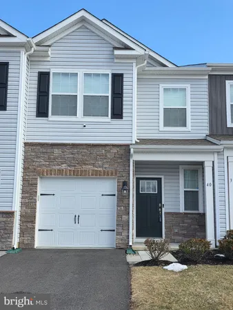 $2,725 | 40 Nelsons Way, Westampton, NJ 08060