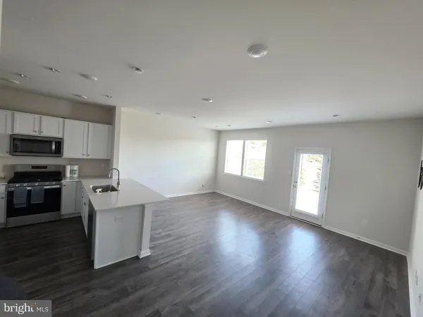 $2,725 | 40 Nelsons Way, Westampton, NJ 08060