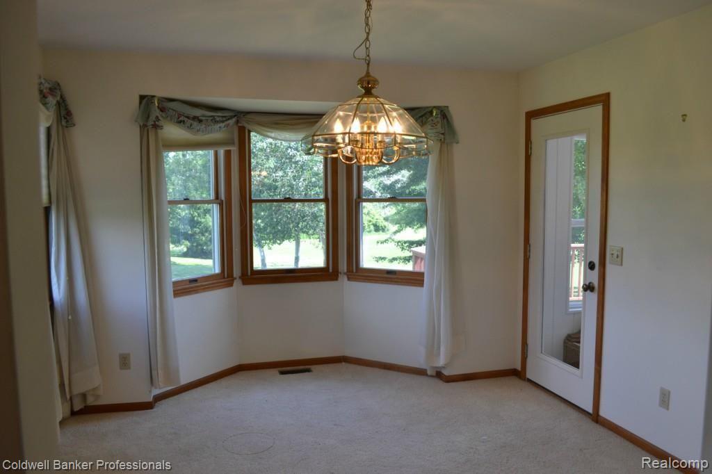 1400 Turrill Road Lapeer, MI 48446 - Photo 23 of 33 038.jpg