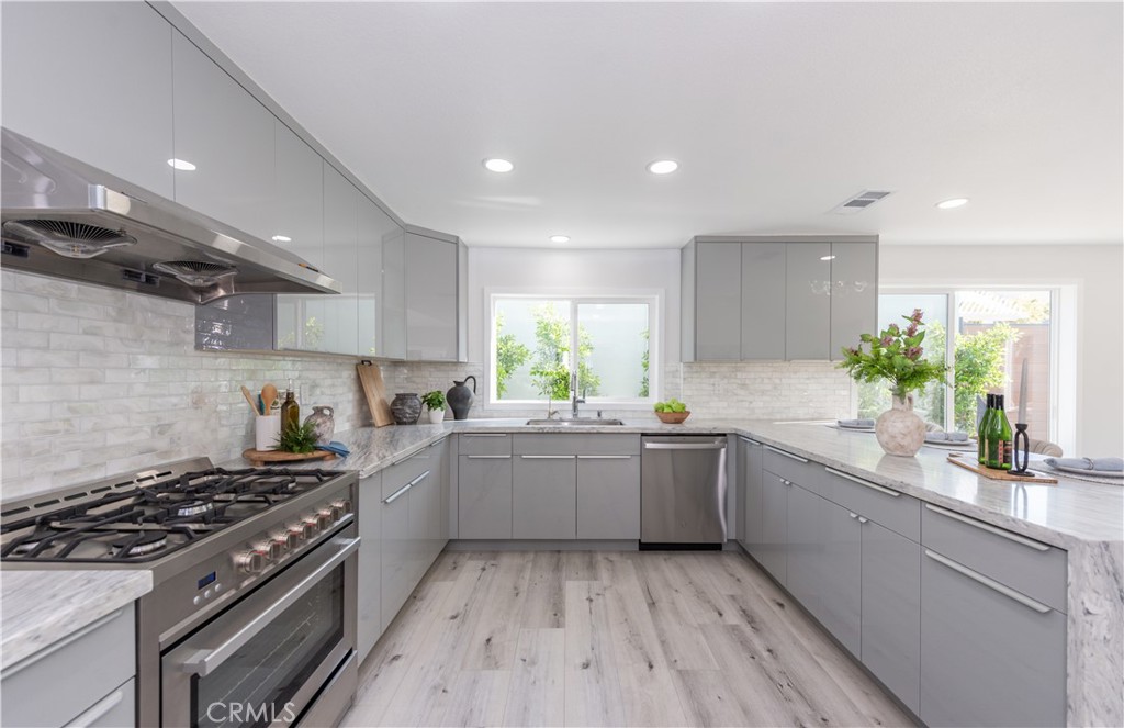 39 Cape Cod Irvine, CA 92620 - Photo 9 of 26