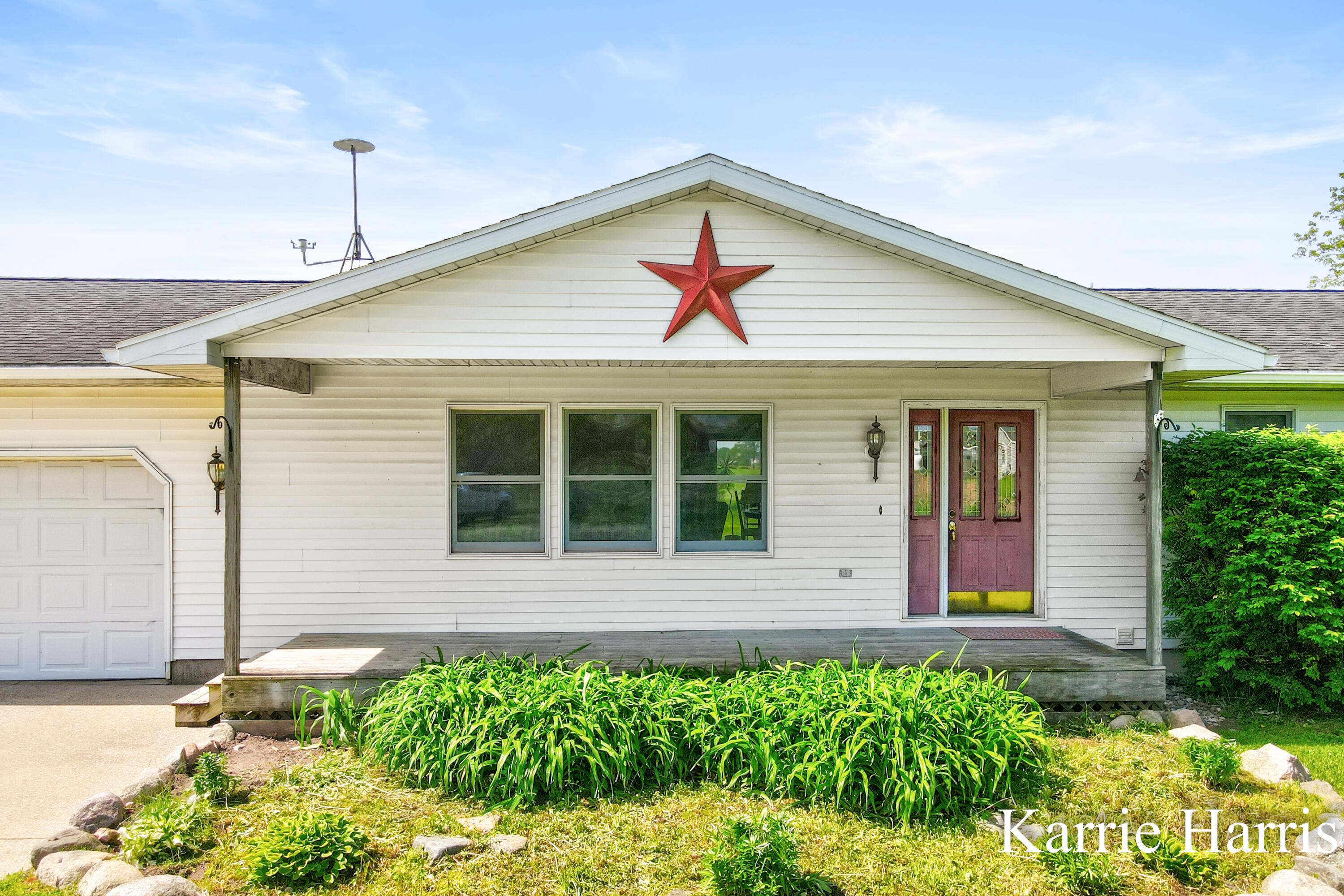 6048 Cedar Lake Road Southeast Sheridan, MI 48884 - Photo 2 of 39 Front porch