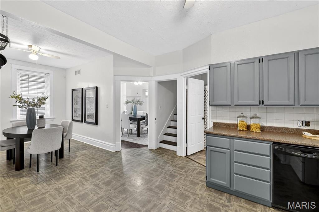 3434 Wismer Road St. Ann, MO 63074 - Photo 21 of 48 Gallery Image 21