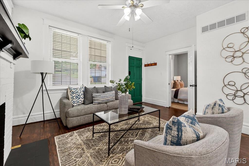 3434 Wismer Road St. Ann, MO 63074 - Photo 7 of 48 Gallery Image 7
