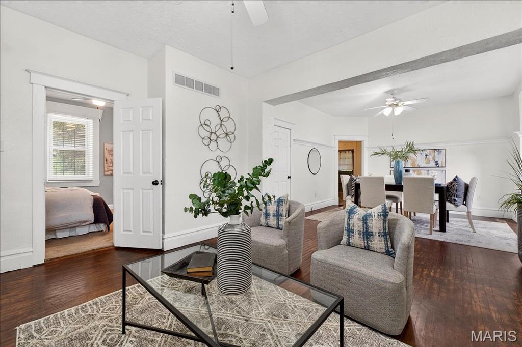 3434 Wismer Road St. Ann, MO 63074 - Photo 8 of 48 Gallery Image 8
