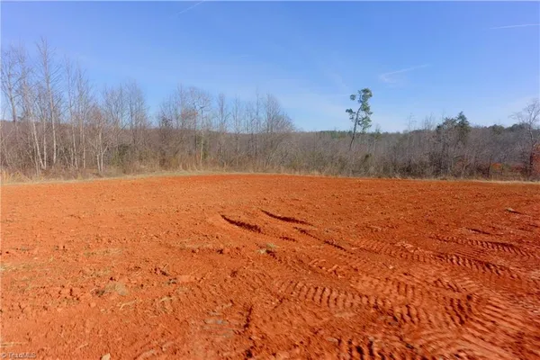 $139,900 | 5 Roby Fulk Road, Pinnacle, NC 27043