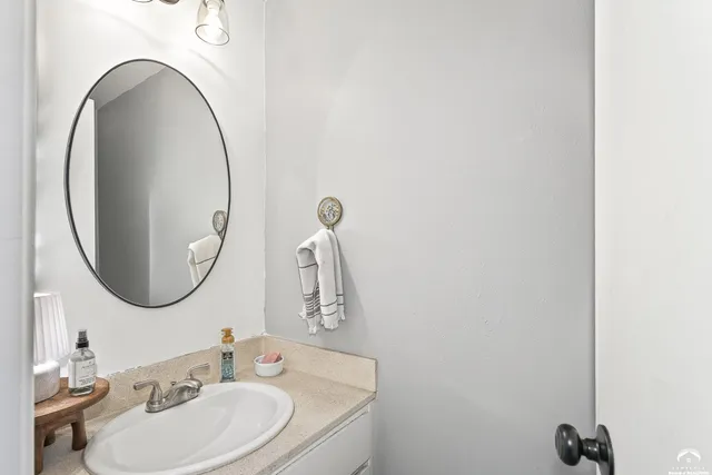 $230,000 | 8277 Monrovia Street, Lenexa, KS 66215