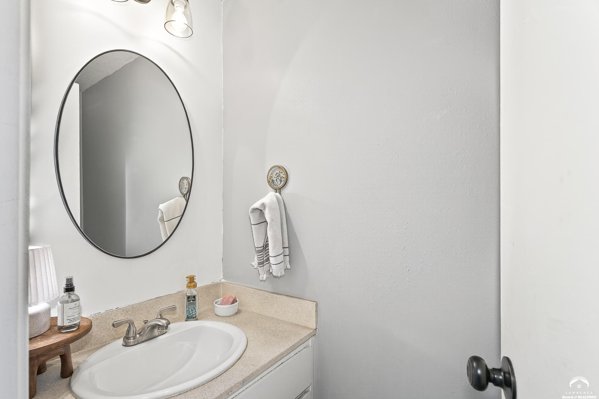 8277 Monrovia Street Lenexa, KS 66215 - Photo 16 of 38