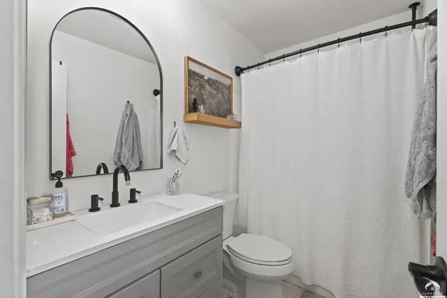 $230,000 | 8277 Monrovia Street, Lenexa, KS 66215