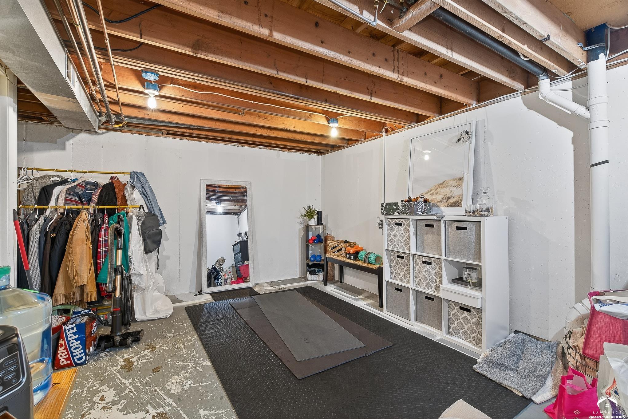 8277 Monrovia Street Lenexa, KS 66215 - Photo 25 of 38