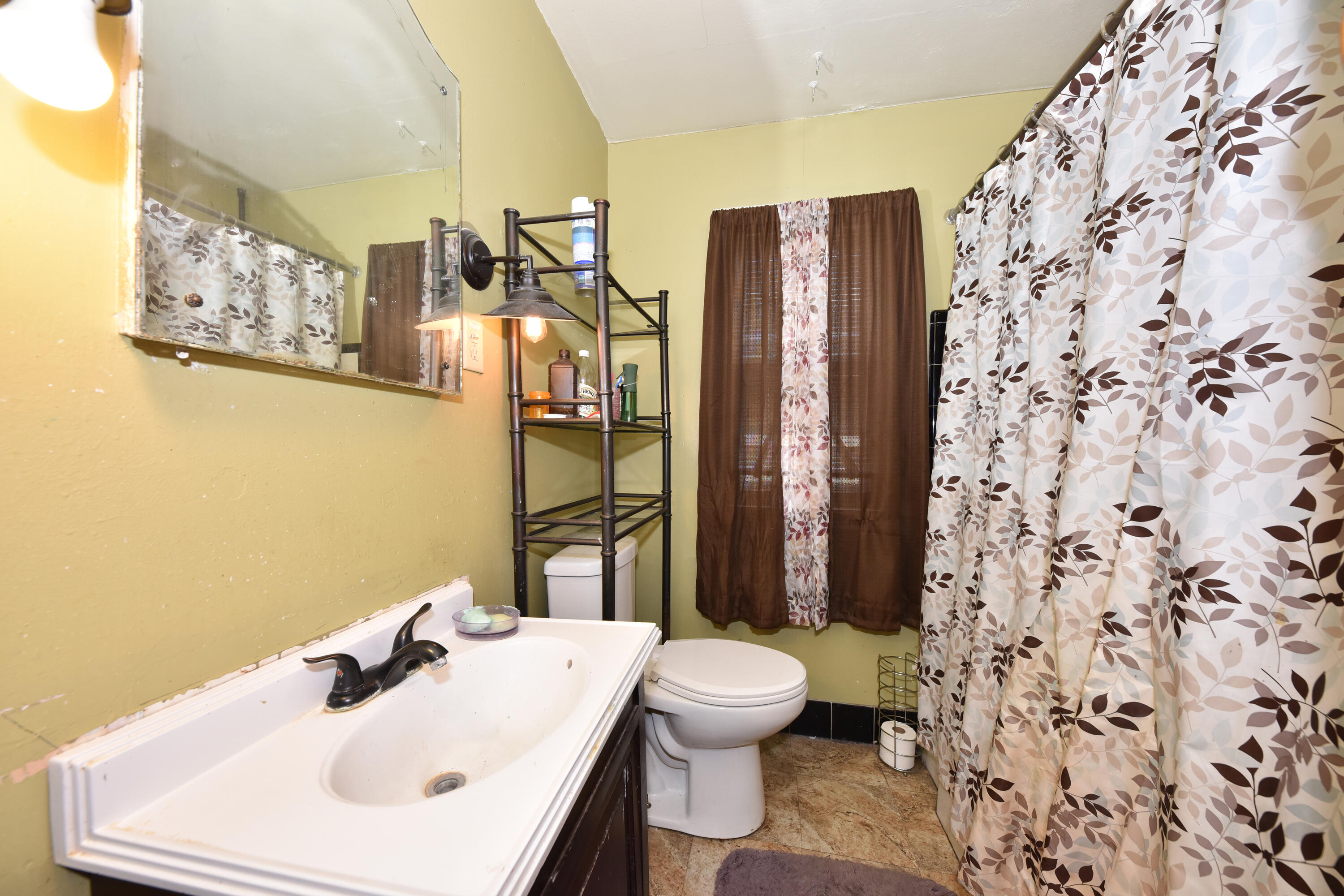 3740 North 55th Street, Unit 3740A Milwaukee, WI 53216 - Photo 7 of 19 EUP_1921
