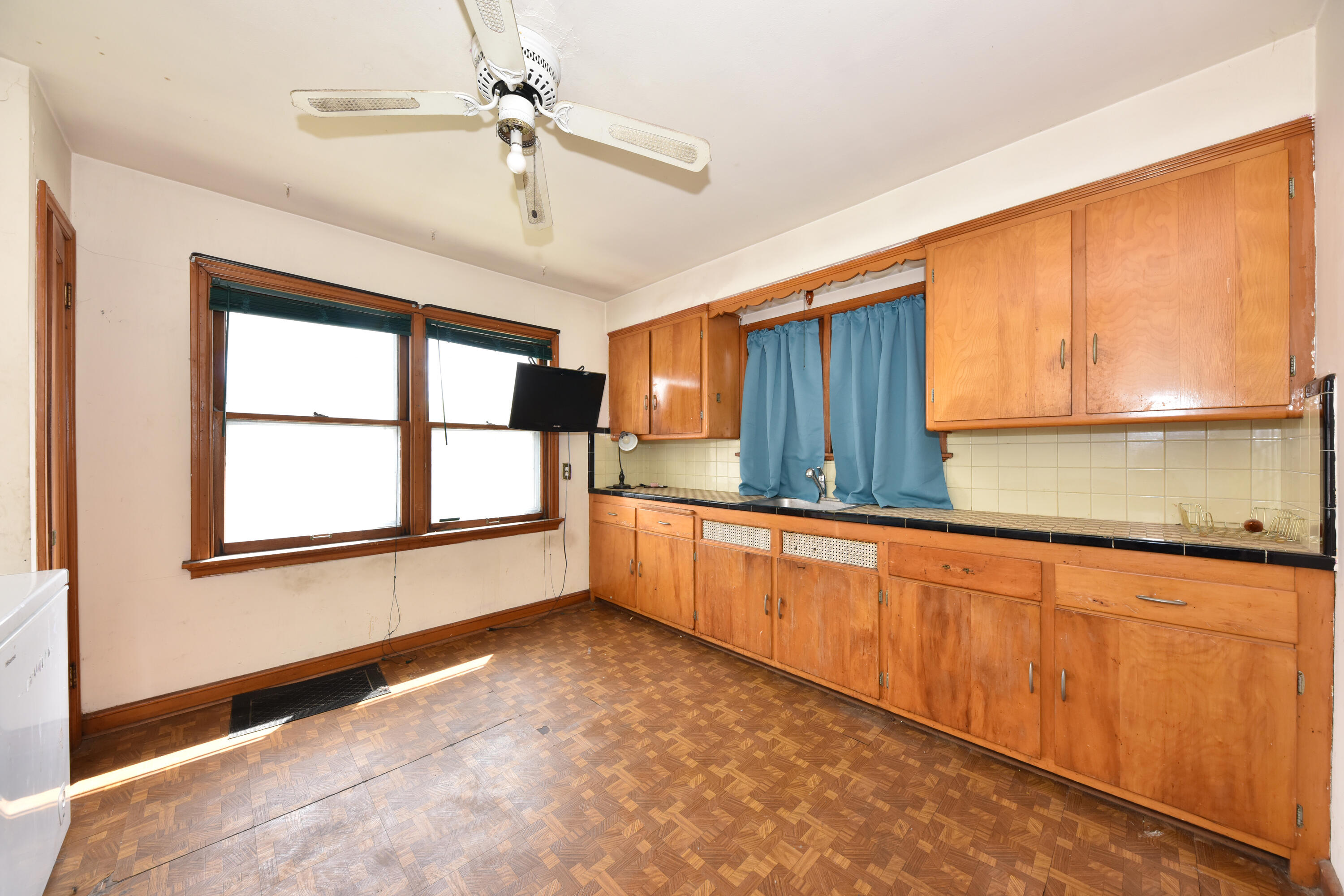 3740 North 55th Street, Unit 3740A Milwaukee, WI 53216 - Photo 9 of 19 EUP_1924