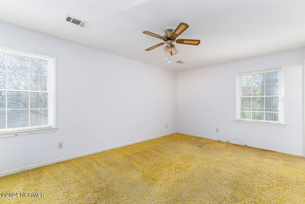 222 Bretonshire Road Wilmington, NC 28405 - Photo 27 of 33 1031