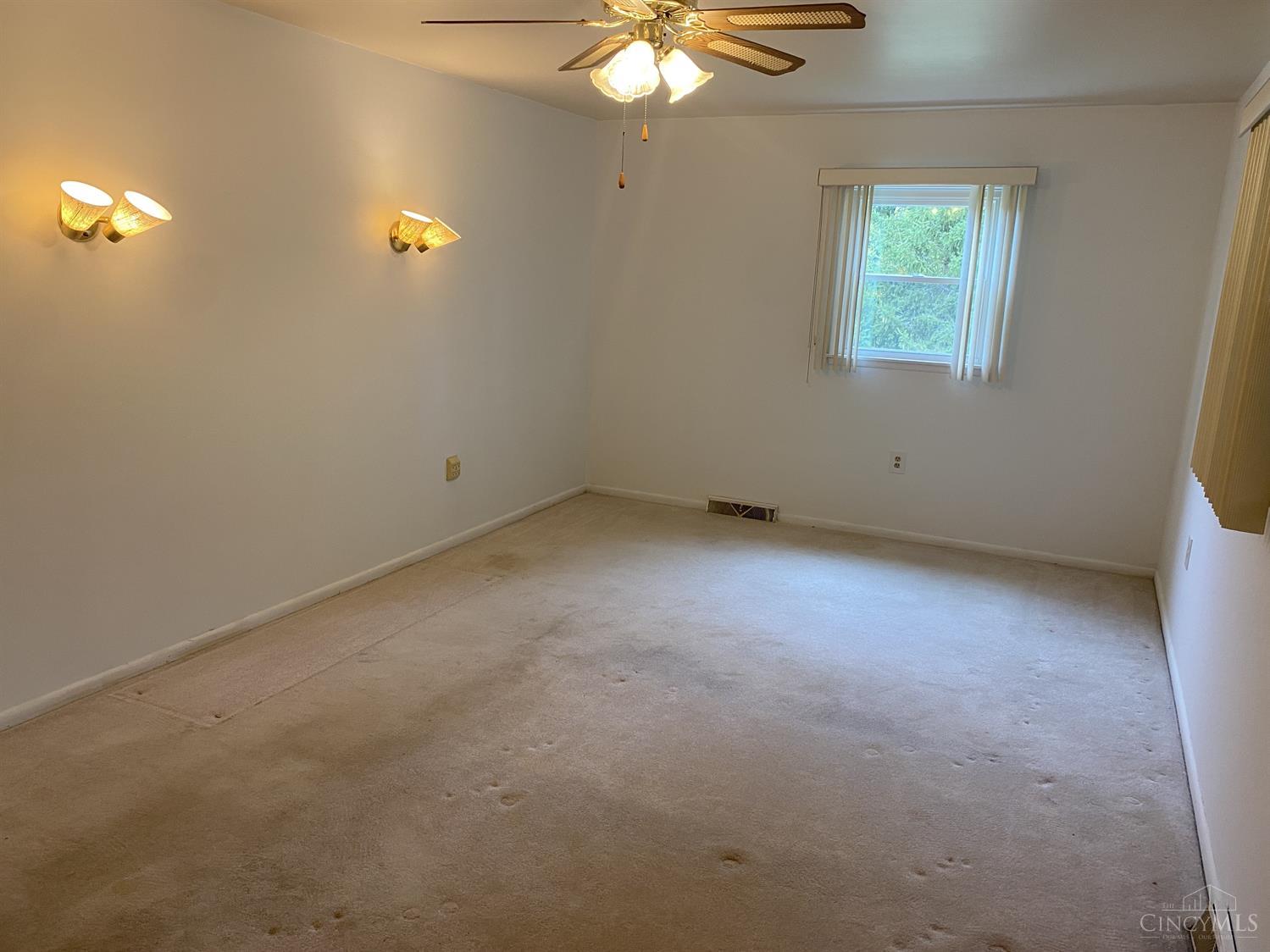 6551 Daleview Road Cincinnati, OH 45247 - Photo 17 of 49