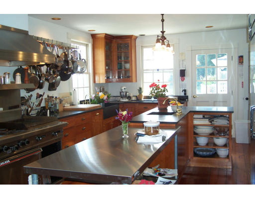 162 Mountain Road Princeton, MA 01541 - Photo 3 of 11